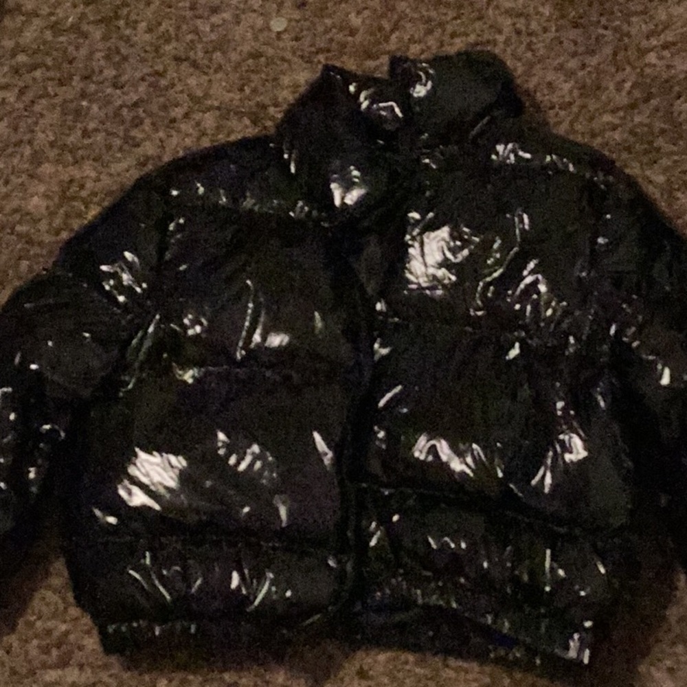 Crop top puffer jacket